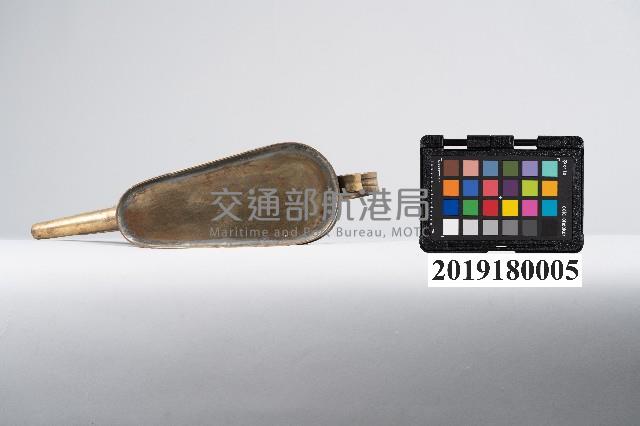 尖嘴銅製油壺藏品圖，第5張