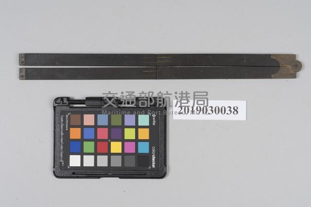木製摺尺藏品圖，第1張