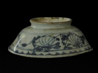青花花卉小湯碗藏品圖，第1張