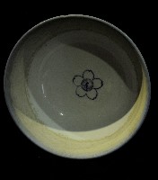 印花梅花紋藍邊白瓷大碗藏品圖，第1張