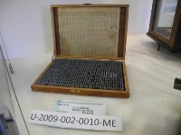 The third version of the table with movable type rarely used word Collection Image, Figure 9, Total 9 Figures