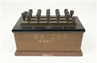 「島津製作所」電阻箱藏品圖，第1張