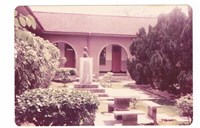 成功大學土木系館前庭大禹胸像藏品圖，第1張