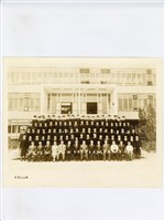 《成功大學化學工程學系民五八級畢業師生合影》藏品圖，第1張