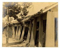 〈1935年新竹、臺中地震-內埔公學校廊下損害狀況〉照片藏品圖，第1張