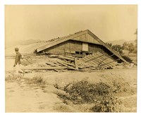 〈1935年新竹、臺中地震-內埔農業公民學校校舍損害狀況〉照片藏品圖，第1張