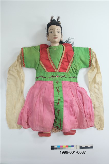 布袋戲偶 旦的圖片