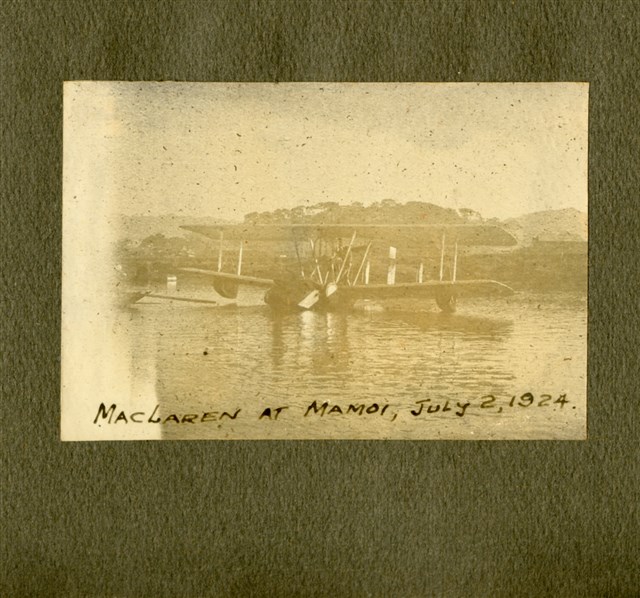 Photo of the seaplane at Wong Tsoo's album 