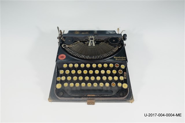 Remington Portable Typewriter 