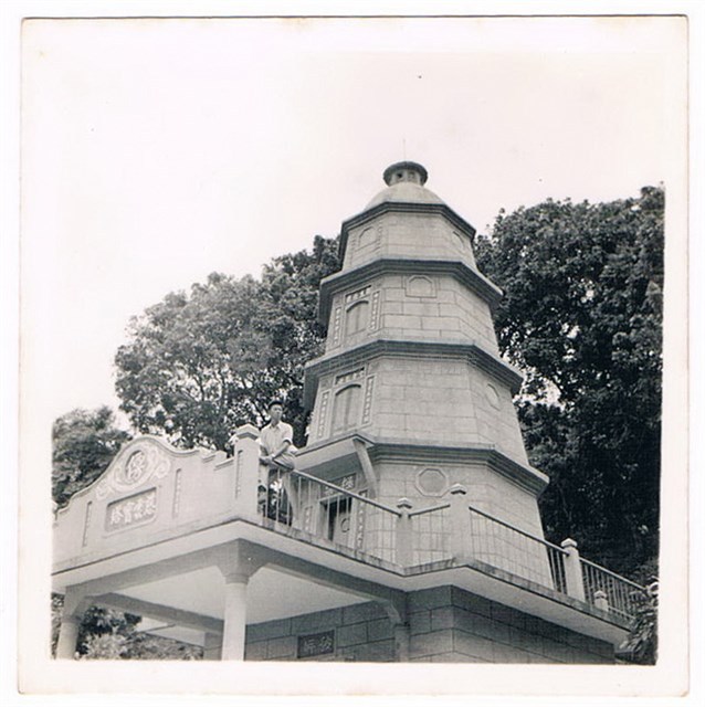 臺南白河關子嶺碧雲寺報恩塔藏品圖，第1張