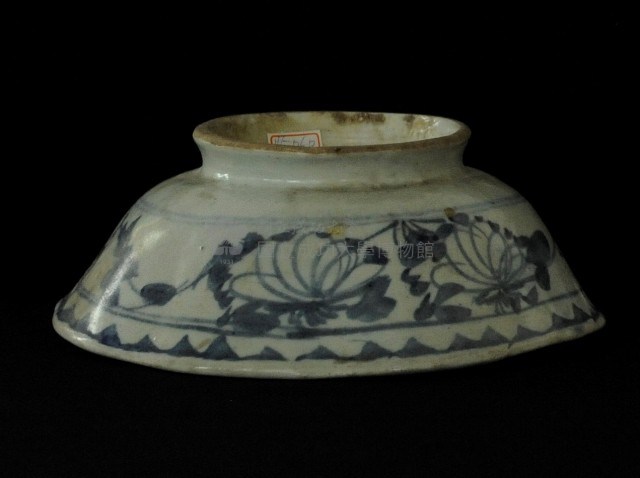 青花花卉小湯碗藏品圖，第1張