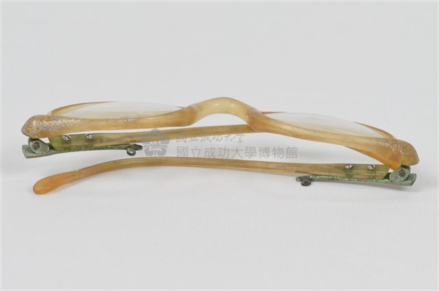 Eyeglasses Collection Image, Figure 2, Total 6 Figures