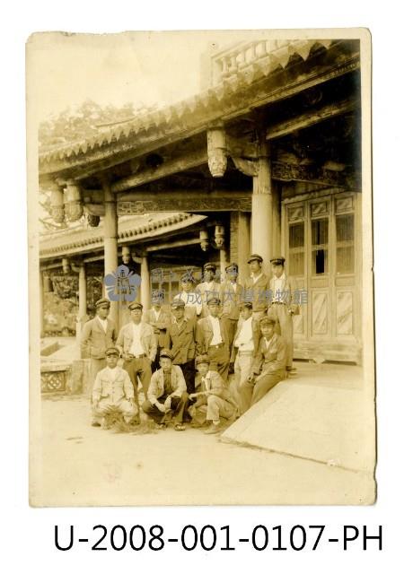 Students at Tainan Prefecture Tainan Industrial Secondary School Collection Image