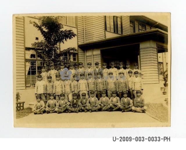 臺南州立臺南專修工業學校學生合照藏品圖，第1張