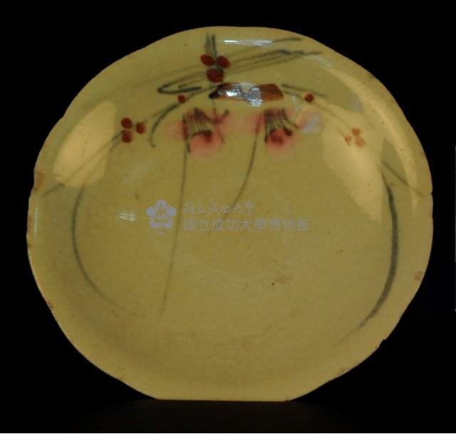 彩繪花卉小盤藏品圖，第1張