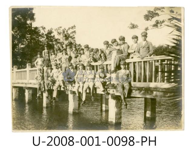 臺南州立臺南專修工業學校學生合照藏品圖，第1張