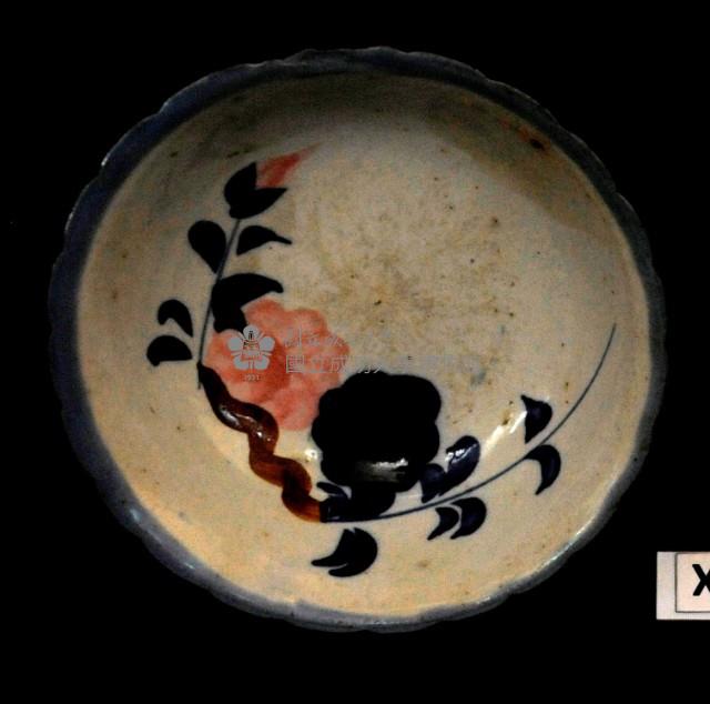 彩繪花卉湯碗藏品圖，第1張