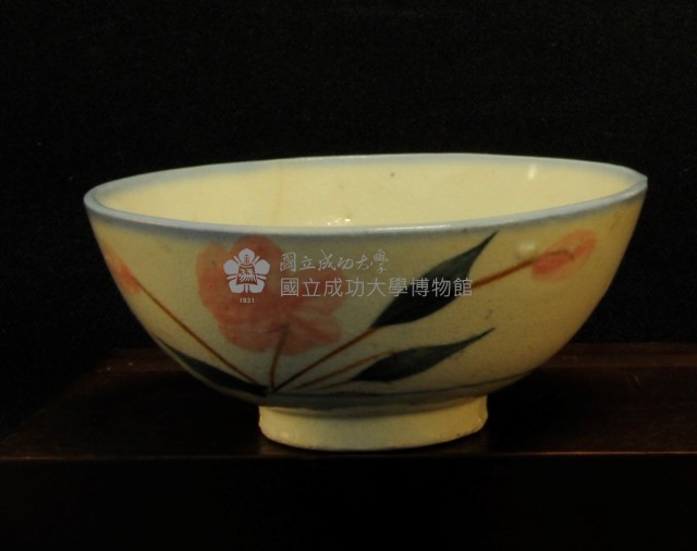 彩繪花卉碗藏品圖，第1張