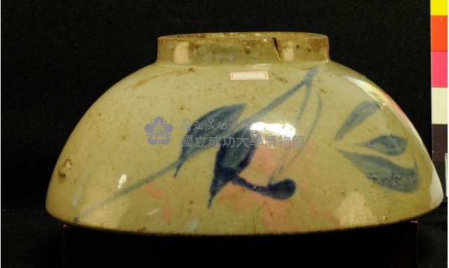 彩繪花卉大湯碗藏品圖，第1張
