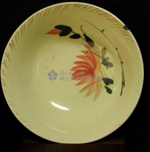 彩繪花卉大湯碗藏品圖，第1張