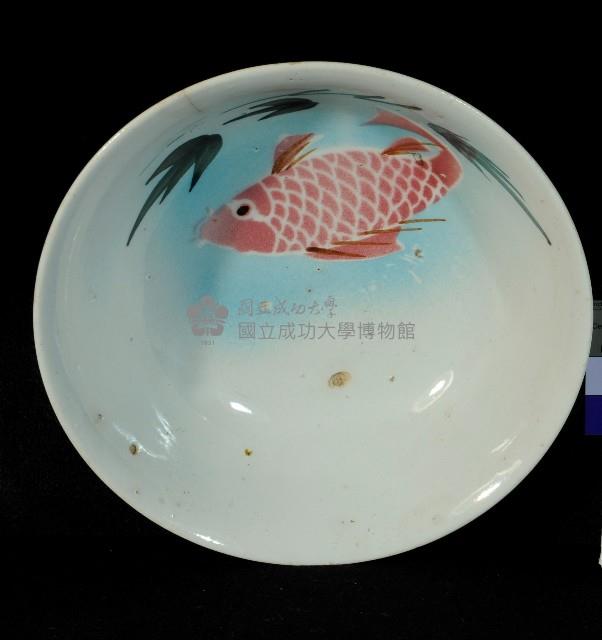 噴釉魚紋湯碗藏品圖，第1張