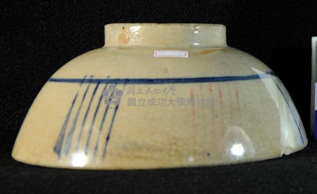青花粉紅直線碗藏品圖，第1張