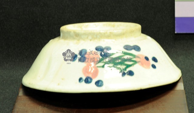 彩繪花卉湯碗藏品圖，第1張