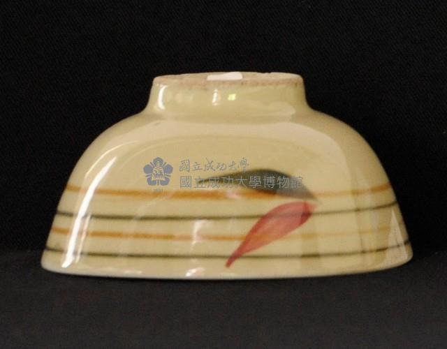彩繪葉片碗藏品圖，第1張
