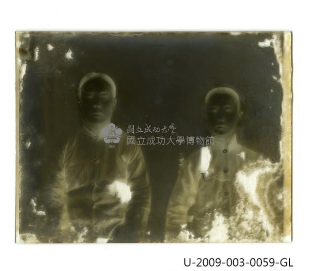 Dry Gelatin Plates－Zeng Qin Xi family's portrait  Collection Image, Figure 2, Total 2 Figures