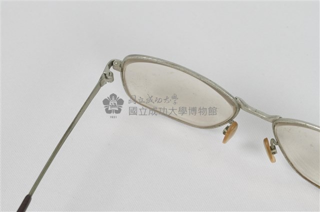 王秀蓮眼鏡藏品圖，第4張