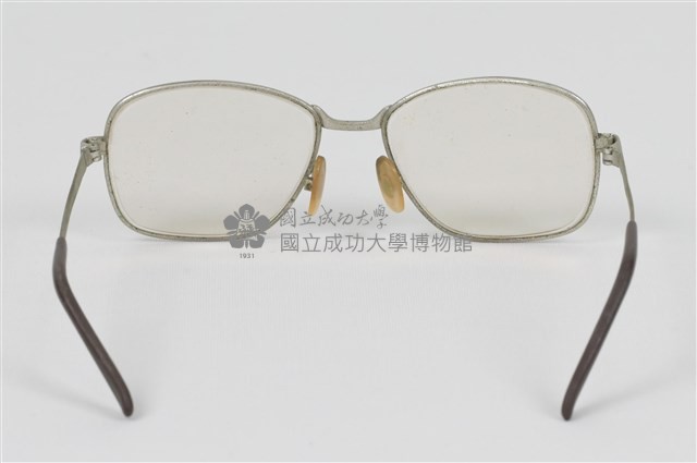 王秀蓮眼鏡藏品圖，第3張