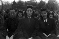 抗戰勝利後，蔣主席第一次蒞臨上海跑馬廳，全市民眾之歡迎大會藏品圖，第1張