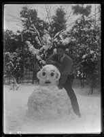 Snowman at Hong Kong-Da’s House in Japan Collection Image, Figure 2, Total 2 Figures