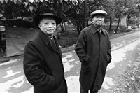《行過幽谷》系列：〈穿著體面歡喜過新年〉藏品圖，第2張
