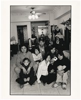 《地動情長-九二一家族記》系列：〈尤朝春家族-2〉藏品圖，第1張