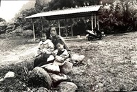 《地動情長-九二一家族記》系列：〈許得恩家族-2〉藏品圖，第2張