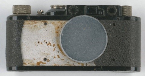 張才相機：Leica II 黑色 (應為後期塗裝) 1932 / 83504