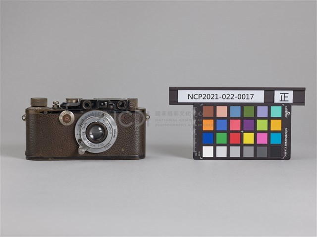 Chang Tsai's Camera: Leica III chrome /  123827 Collection Image, Figure 7, Total 9 Figures