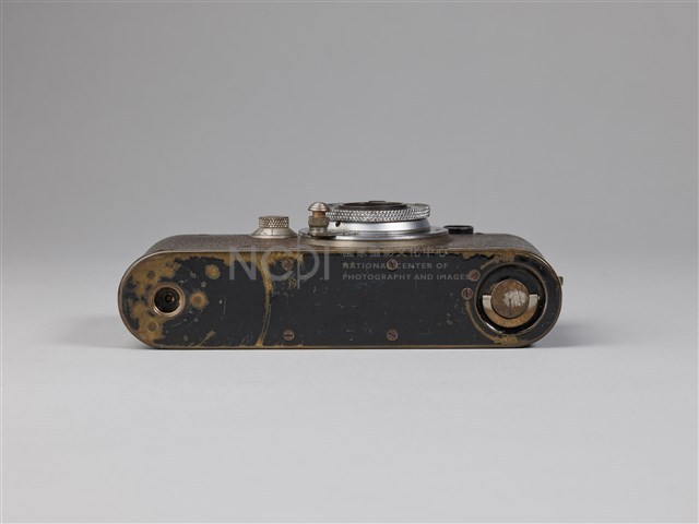 Chang Tsai's Camera: Leica III chrome /  123827 Collection Image, Figure 5, Total 9 Figures