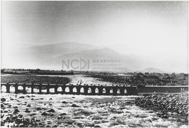 水底橋藏品圖，第1張