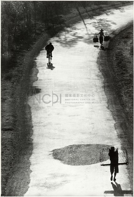 鄉間馬路三人行藏品圖，第1張