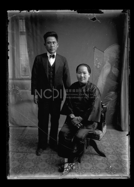 張朝目與婦人合照藏品圖，第1張