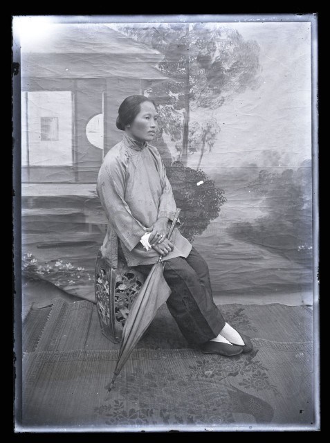 婦女個人照藏品圖，第1張