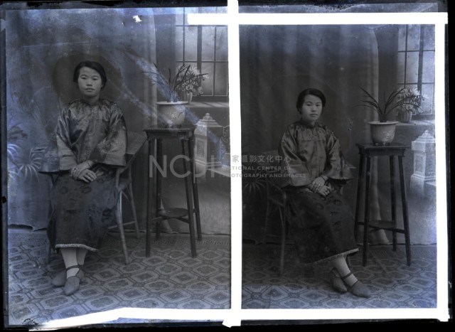 女子個人照藏品圖，第1張