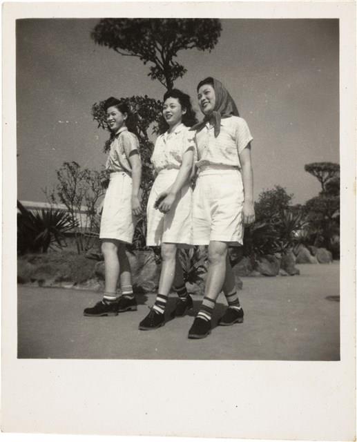 Contact Prints-4 Collection Image, Figure 15, Total 29 Figures