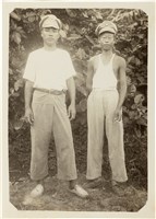 王康旼與陳景通綠島合照（1952年8月16日）藏品圖，第1張