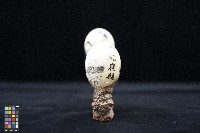 周順吉繪蛋殼畫《鴛鴦戲水》與《松鹿鶴》藏品圖，第4張