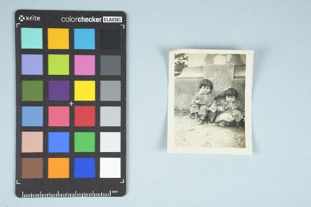 劉美蜺與劉美虹兩歲半合照（1954年）藏品圖，第3張