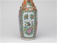 廣彩開光人物花鳥雙耳瓶藏品圖，第2張