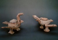 Gray pottery duck-shaped container with colors Collection Image, Figure 1, Total 6 Figures